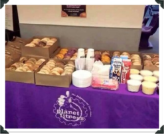 planet fitness free donuts days